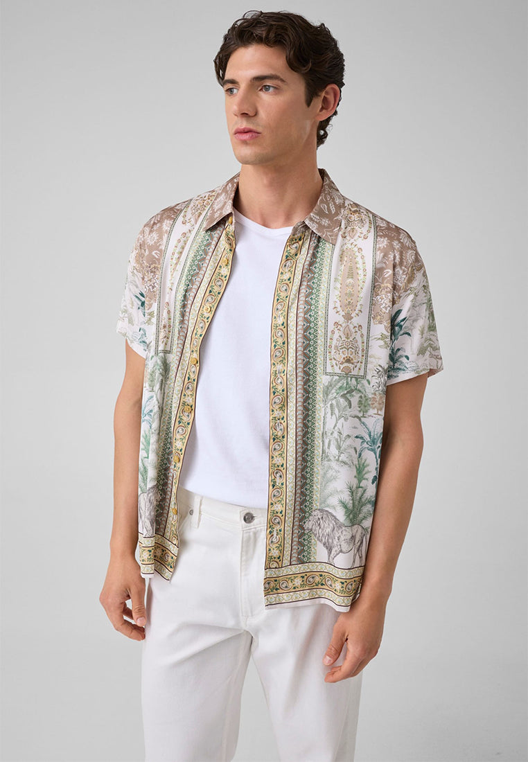 Charm Savanna Tapestry Print