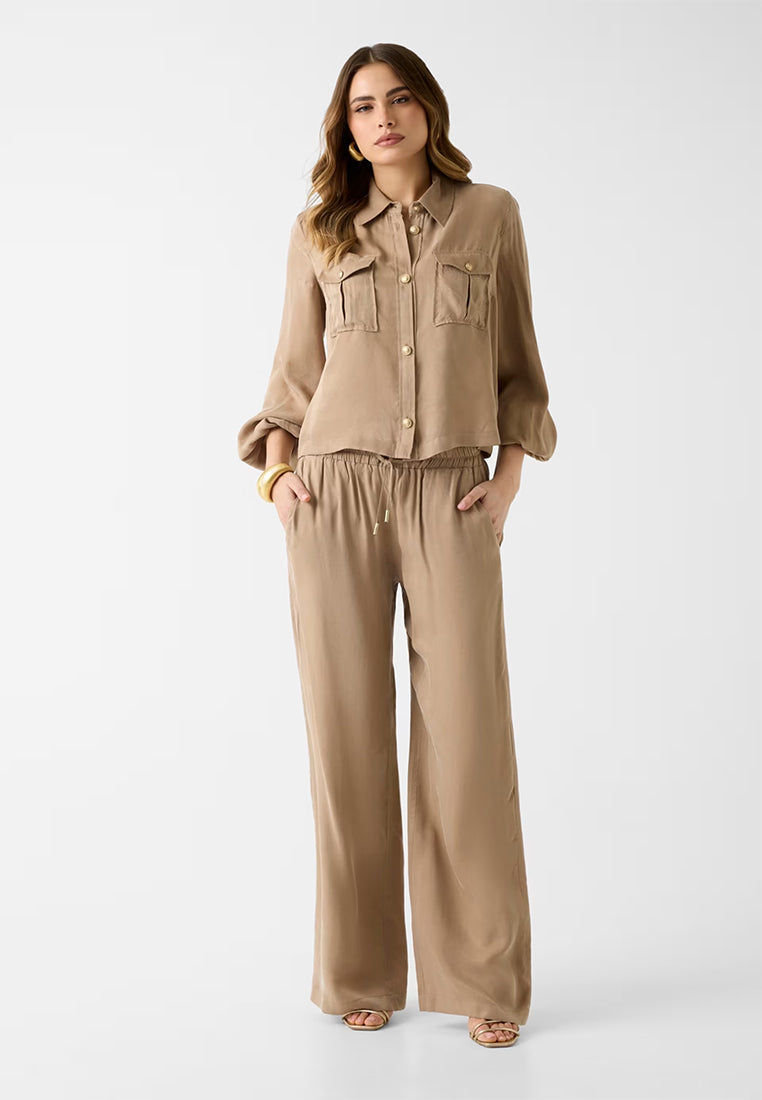 Dalia Fluid Crop Shirt