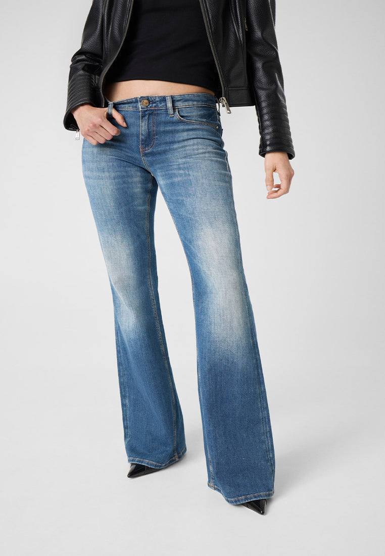 Low Rise Boot Jeans