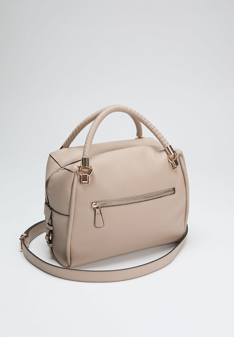 Danya Satchel