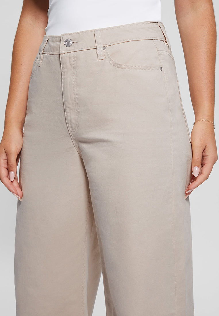 Bellflower Twist Leg