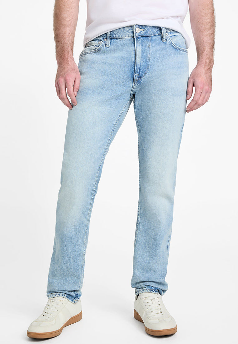 Eco Finnley Tapered Jeans
