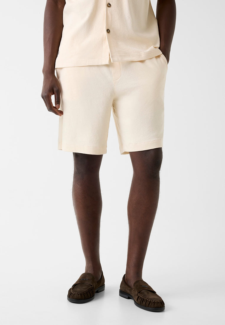 Regular Leg Knitted Short